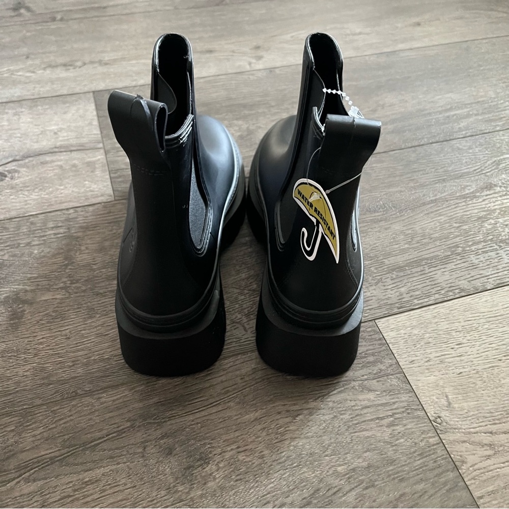 NWT Jeffrey Campbell Cloudy Rain Boot Size 9 - Picture 4 of 7